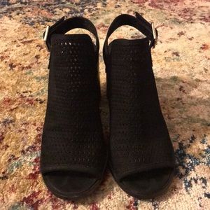 Steve Madden Black Slingback Heels